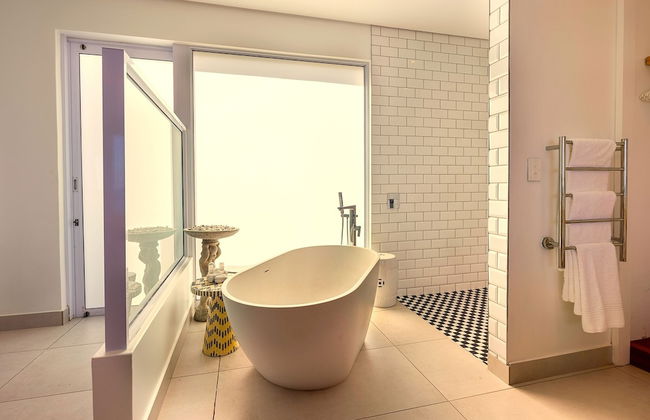 YOLO Spaces – The White House Boutique Villa - Foto 60