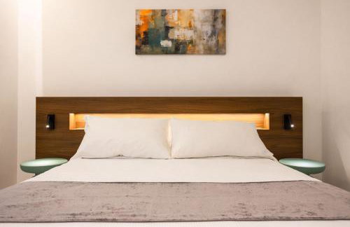 Nora's Suites - Photo 44