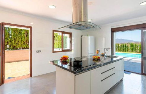 Amazing Home In Mijas Costa - Photo 4