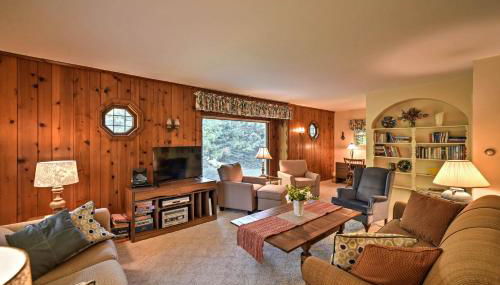 Family-Friendly Fish Creek Cape House with Deck! - Foto 4