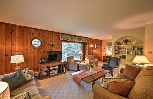 Family-Friendly Fish Creek Cape House with Deck! - Foto 4