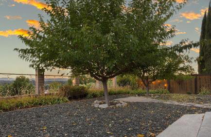 Paso Vista Bella by AvantStay Luxe Group Escape w Wine Country Views - Photo 39