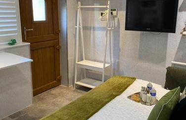 Oakwood Cabin Retreat in Bexleyheath - Foto 6