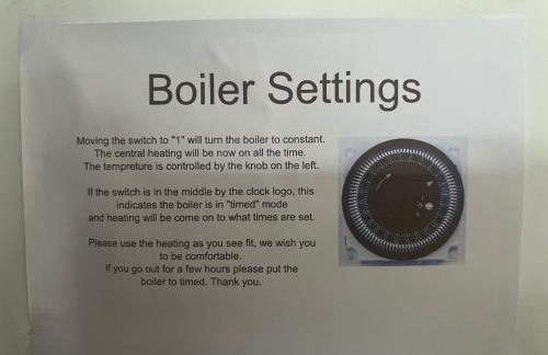 2 bedroom bungalow, 15 minutes to Alton Towers, dog friendly - Foto 36