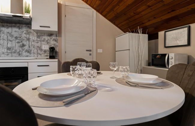 Rovani 14 in Monza With 1 Bedrooms and 1 Bathrooms - Foto 9