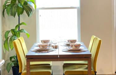 Family Perfect with Fireplace Vacation Home - Foto 2