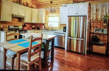 luxury Dear Tryon Cabin by TIEC in Green River Highlands - Foto 3