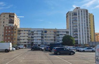 Piso soleado con buena ubicación - Foto 19