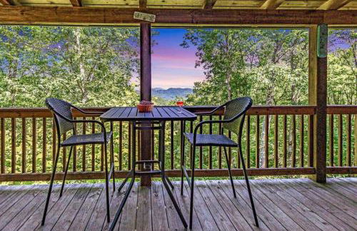 Nantahala Nook, cabin w/hot tub,game room, & wifi - Foto 55