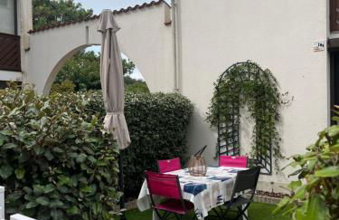 AGREABLE REZ DE JARDIN AVEC TERRASSE PROCHE PLAGE - Foto 4