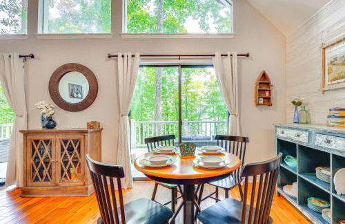 Lakefront Murphy Getaway with Deck, Dock and Kayaks! - Foto 6