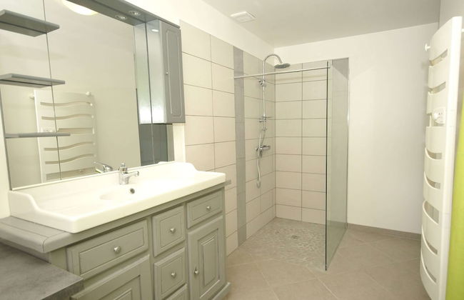 Chic Holiday Home in Pradons With Swimming Pool - Foto 30