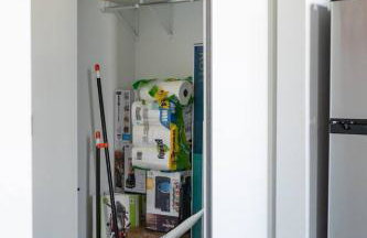 Artistic Loft Rooftop Uptown Montrose Beach GymWFH - Photo 17