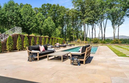 Luxury Mountain Mansion, 7BR, 8 king beds, 10000sf, Views, Pool, Sport Court, Gym, Sauna, Petting Zoo - Foto 65