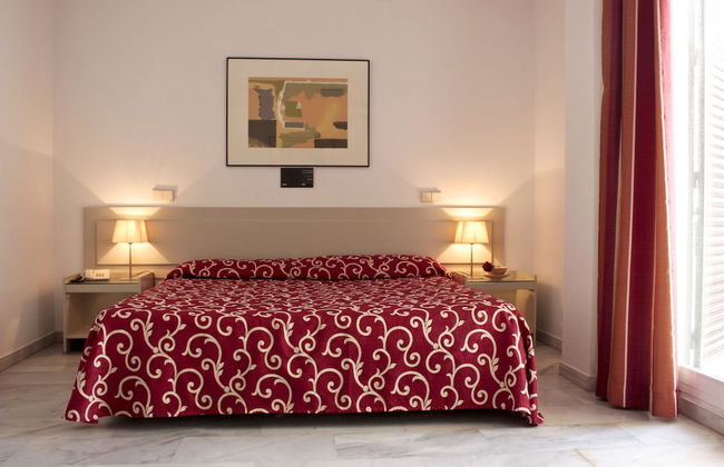 Hospedium Hotel Apartamentos Simón Verde - Photo 15