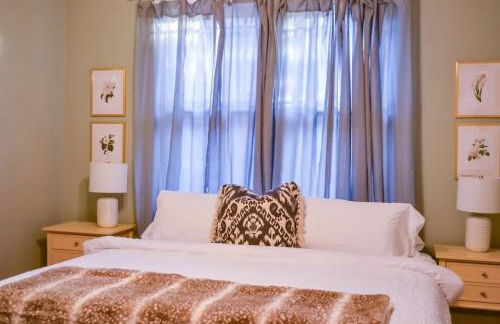 Modern & Centrally Located Stay at Calypso Dreams - Foto 56