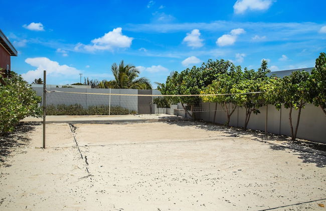 Stunning Modern Home, Near Beaches Full AC - Foto 28