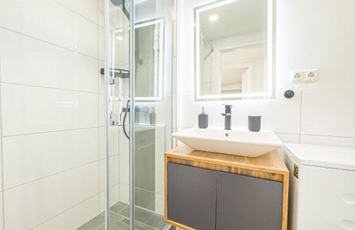 ImmoStay- Neustadt Apartments, TV & WiFi - Foto 6