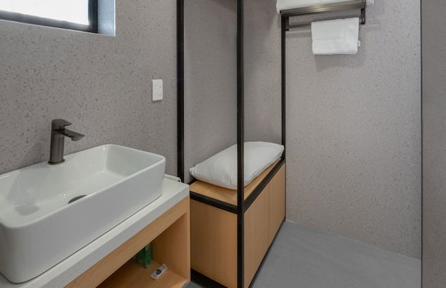 Spring Hill Inn - Photo 21