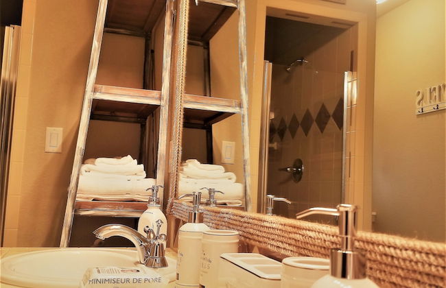 Peak Valley Manor, a Modern Farmhouse - Foto 33