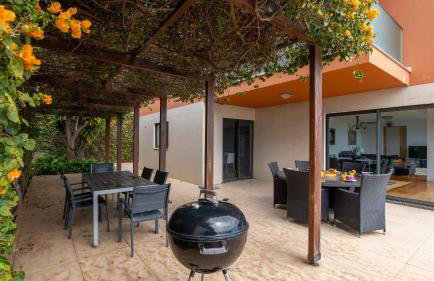 Villa Vitoria - by LovelyStay - Foto 36