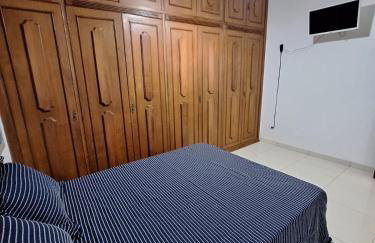 CASA - 3 quartos com ar - garagem para 3 carros - Foto 39