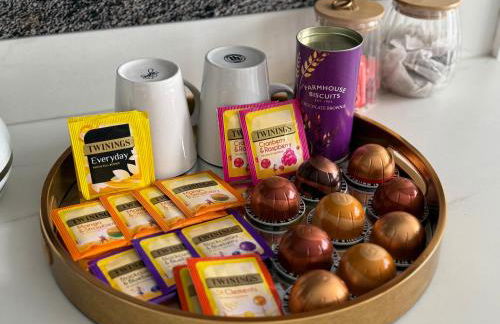 2BR Georgian home, Garden, Hot tub, Sea view, Sleeps 6 - Photo 17