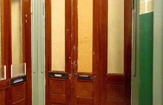 2ndhomes Center Home w Sauna & Balcony - Foto 3