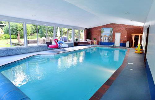 Luxury property - Swimming Pool, Outdoor Kitchen, Games Room & Hot Tub - Foto 19