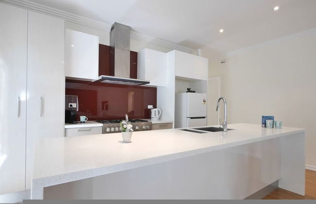 3BR 2 BTH No Stairs Aircon Big Athelstone Home - Foto 1