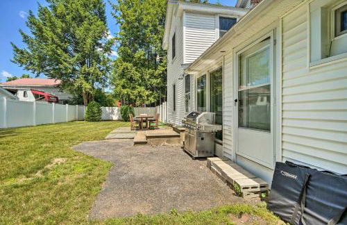 Downtown Retreat with Grill, Fire Pit and Wet Bar - Foto 29