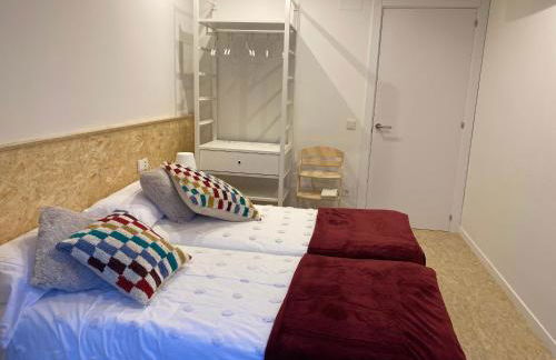 JASALPI único apartamento delante del Lago de Banyoles - Foto 14