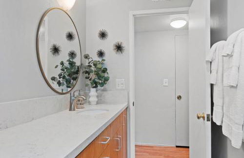 Restful Retreat - Vibrant - Tranquil Yard - Foto 17