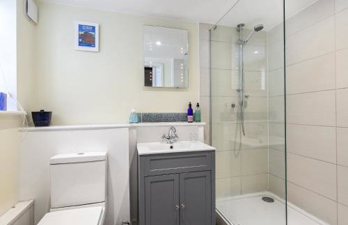 Bramblefield Cottage - Photo 13