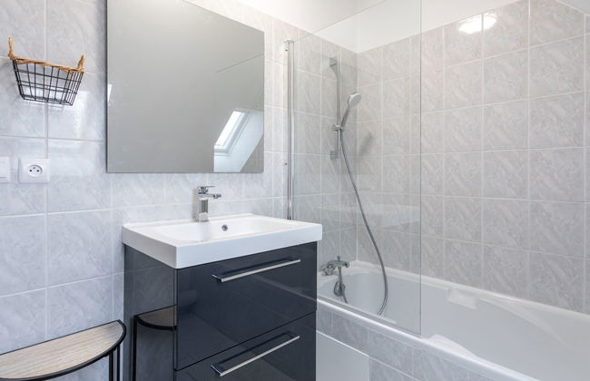 3 bedroom House in La Richardais with garden and terrace - Photo 18