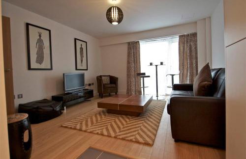 Apartment in Newbury Parkway Centre - Foto 2