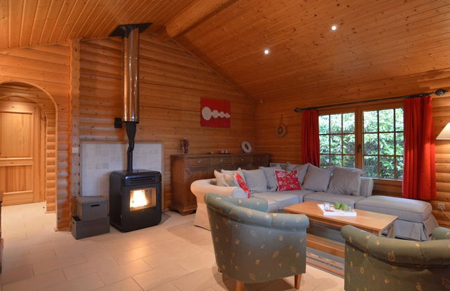 Stavelot Chalet With Garden - Photo 11