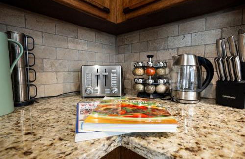 Home Away from Home Close to KCI Airport, Weston - Foto 6