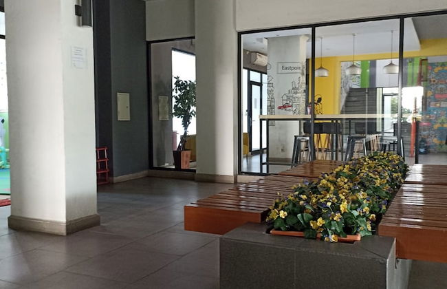 THE ROOMOS Hotel Apartemen - Foto 9