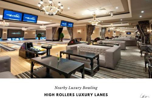 Getaway Villa- 3 mins to Mohegan- Fully Stocked with Two Full Beds & Fireplace- Jacuzzi, Saltwater Pools, Sauna - Foto 39