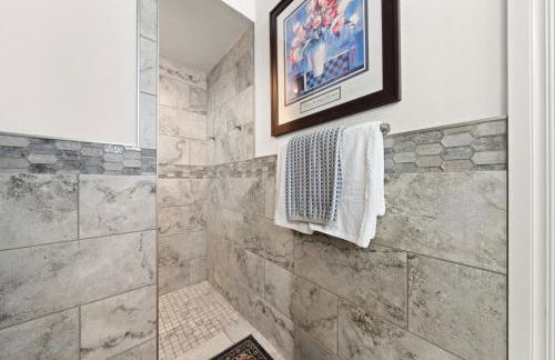 Modern OKC Retreat Half Mile to Plaza District - Foto 26