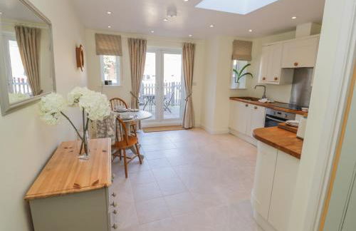 Bumble Cottage - Photo 11