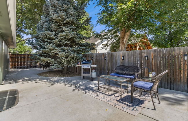 Downtown Windsor Home With Hot Tub & Pool Table - Foto 44