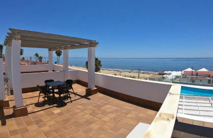 Islantilla primera linea de playa, piscina, parking - Foto 17