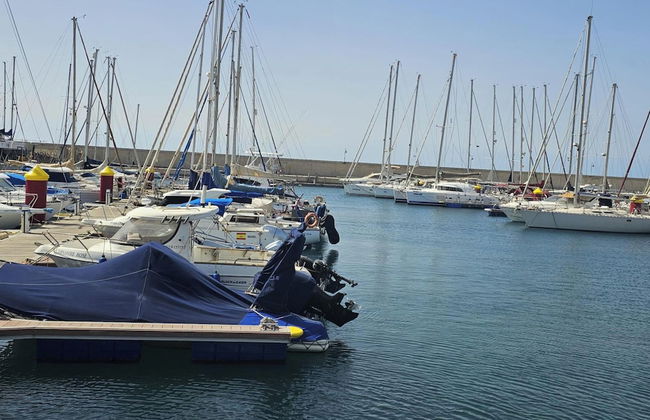 1 Bed Apt Sleeps 5 - Indoor Pool - Free Parking - Foto 13