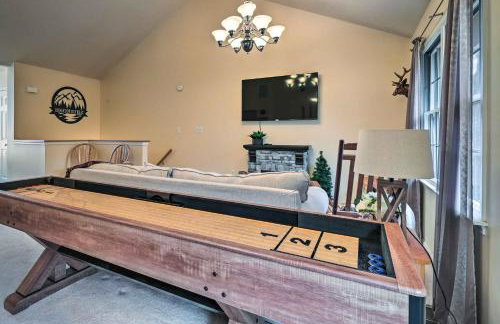 Hike, Bike and Swim Mountain Escape with Deck - Foto 9