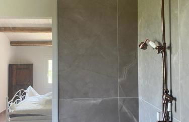 Relaxing house with exclusive swimming pool, close to Imola and Faenza, 4 bathrooms - Photo 10