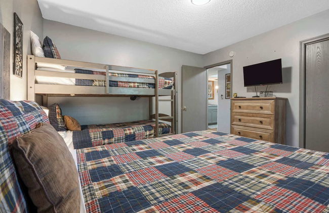 Black Bear Lodge - 1 Mile From Silver Dollar City - Photo 4