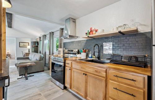 1BR Apt 4mins St Anthony Monthly 20 Off #14B - Foto 2