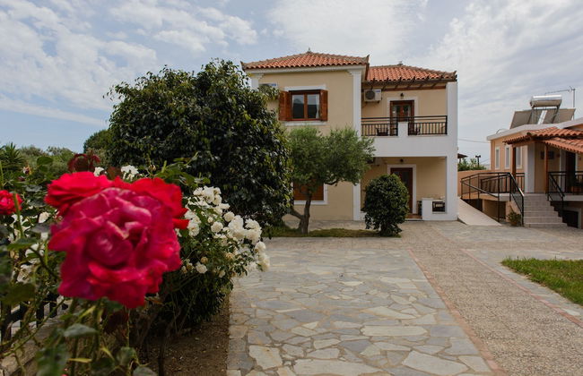 So Nice Hotel - Photo 65